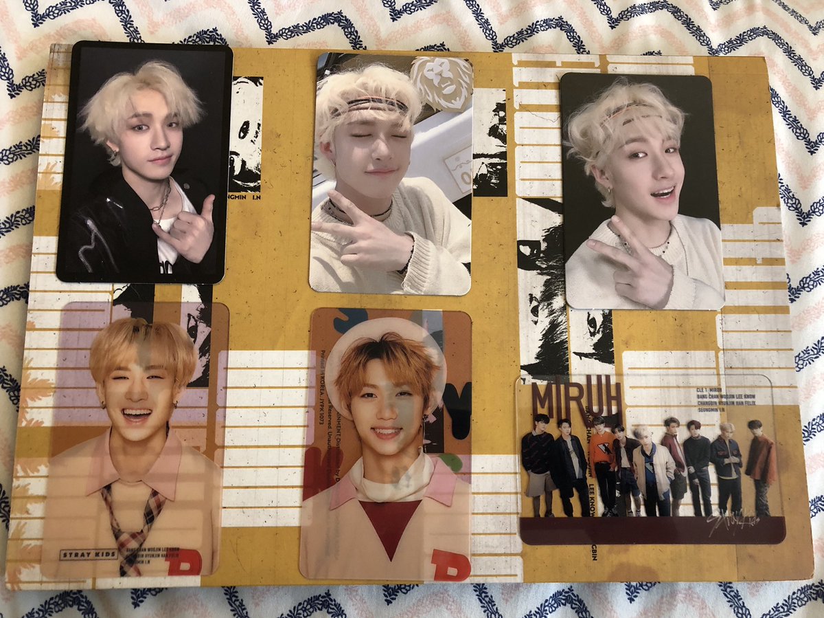 hwngglow's tweet photo. I got my album!! LOOK AT ALL THIS CHAN!!! 😆 and my cutie Felix ☺️. Thank you so much for doing this group order love 💕😊 @snowychangbin #SnowyUpdates #SnowyProofs https://t.co/L8XM3oU2SK
