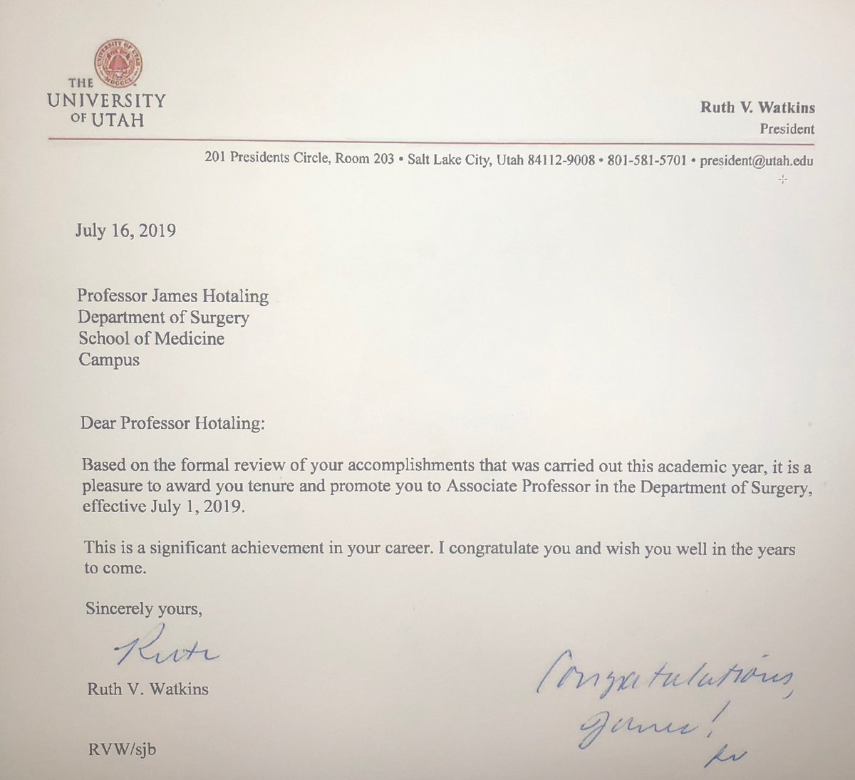 jimhotalingmd's tweet photo. Just made it to associate professor.  Could not have done it without great mentorship and team ⁦@UtahUrology⁩ ⁦@jeremybmyers⁩ ⁦@apastusz⁩ https://t.co/gLubC5L6R9
