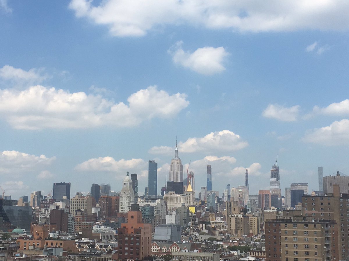 MarkAlberici's tweet photo. NYC #nyc #bigapple #tourlife #tiffany #tkfers https://t.co/RdLi9VFma6