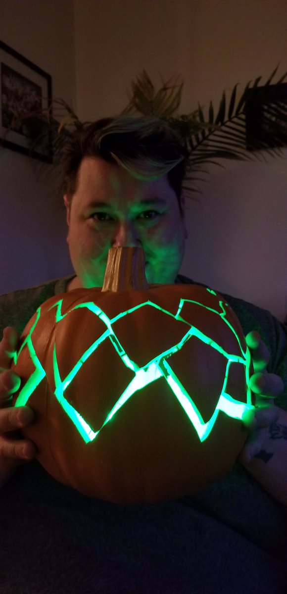Zane_Hart's tweet photo. Oh, a lantern. https://t.co/Gw3vkfMiPw
