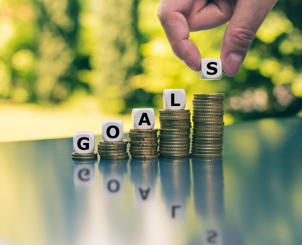 libtaxfranchise's tweet photo. Hoping to retire early? Setting goals is an easy way to monitor your growth and success. Let Liberty help you reach your goals. #LibTax #LibertyOwners #InvestmentGoals https://t.co/NE2frEyu7Y