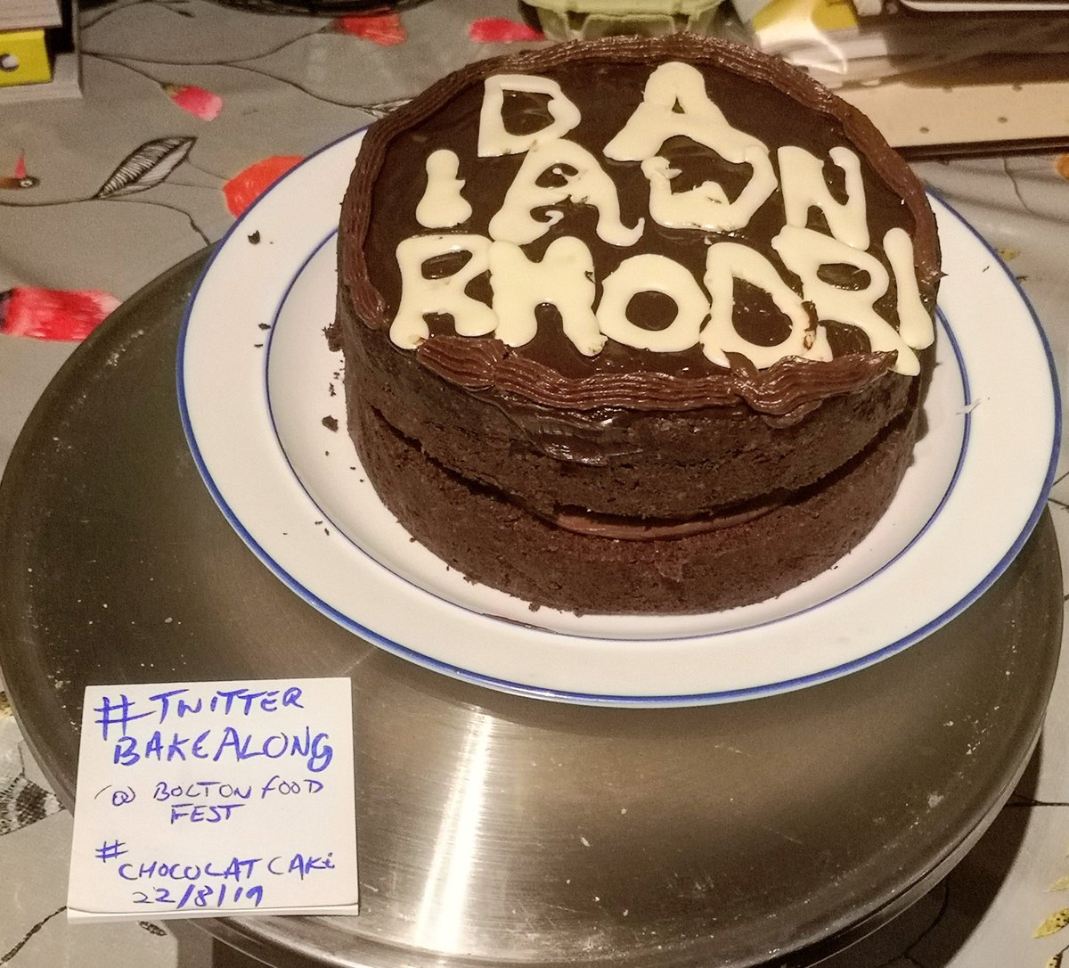 Onion611's tweet photo. A chocolate cake made to celebrate my son's success in his GCSE, with a chocolate mouse filling and a chocolate ganash topping
@Rob_C_Allen @thebakingnanna1 #TwitterBakeAlong @BoltonFoodFest #chocholatecake https://t.co/AHievNx7gn