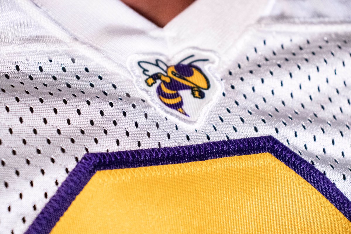 dsjacketstv's tweet photo. SNEAK PEEK 📸: Preview of our 2019 Denham Springs football uniform reveal. 🔥

Video will be dropping next week... https://t.co/A4c0K1PxUq
