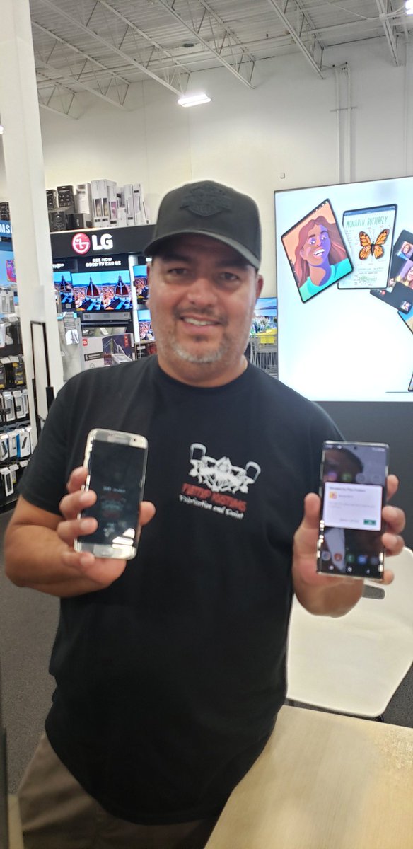 klrasmus67's tweet photo. Great move. From an S7 Edge to a Note 10.  Love my Sprint
@martyachi @SprintSouth https://t.co/nVqMSTRUwR