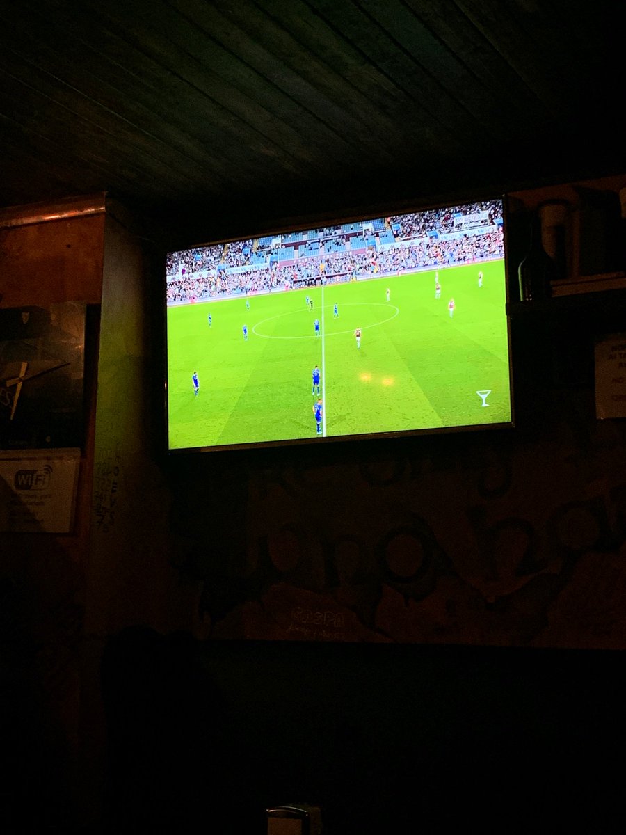 Jongriffiths82's tweet photo. “the most romantic city in the world” - yer, but if we miss desert I’ll make the second half in that Irish bar https://t.co/iyAgpeYmyy