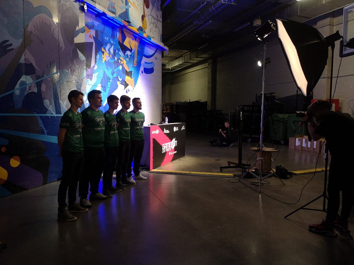 BalticMastersGG's tweet photo. Media day for tomorrow's Grand Final! 💥💥💥
@ZalgirisEsports 🇱🇹 vs @eNsureBaltic 🇱🇹 

🎙️ @CmodeDaniel &amp; @GosuDreams 
🕔 17:00 EEST
📺 https://t.co/pxf7mJgcux https://t.co/DrlTJ5x1SA