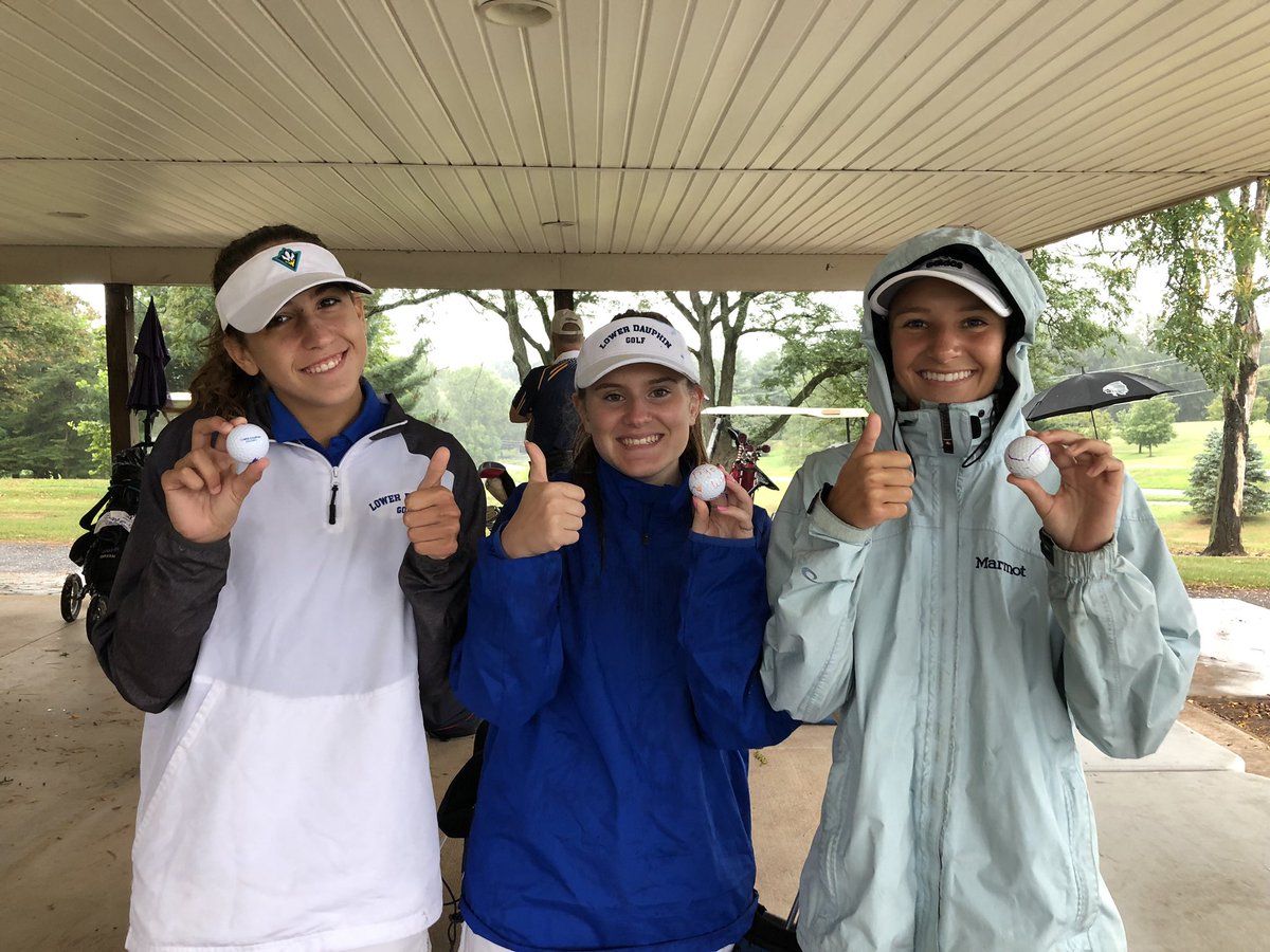 ldgolfteam's tweet photo. The girls first match of the season ⛳️ https://t.co/cLtd9Gy10w