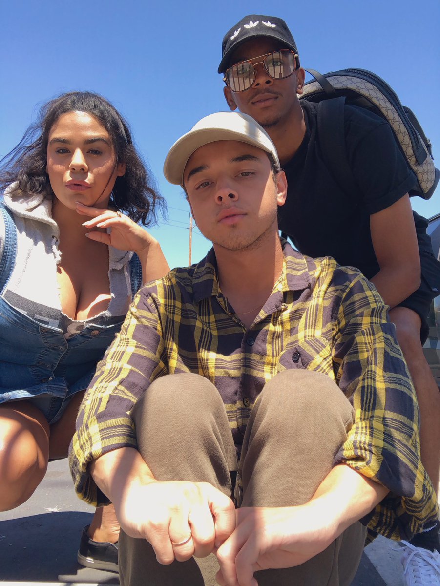 brettgray's tweet photo. clique ❤️ https://t.co/ZeO4fAQeqU