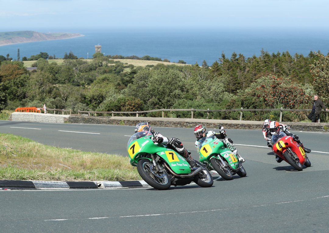 Whikki's tweet photo. Got to be the 📸 of the day thanks to @davekneen 👍🇮🇲
#MariaCostello
#JohnMcGuinness
#MichaelRutter
#TheGooseneck
#MGP
#ClassicTT
#isleofman
#iom
#iomtt
#ManxGrandPrix https://t.co/L0EsVAgeEX