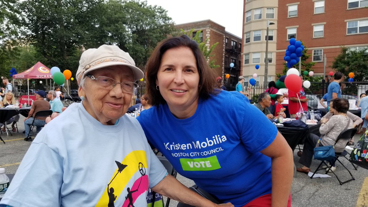kristenmobilia's tweet photo. Campaigning is loads of hard work and FUN! Great to spend time with friends and neighbors at #community events or out door knocking - thanks for the continued support!!! #bospoli #VOTE #VoteSept24 #BostonCityCouncil #District8 https://t.co/GmILVmUntb