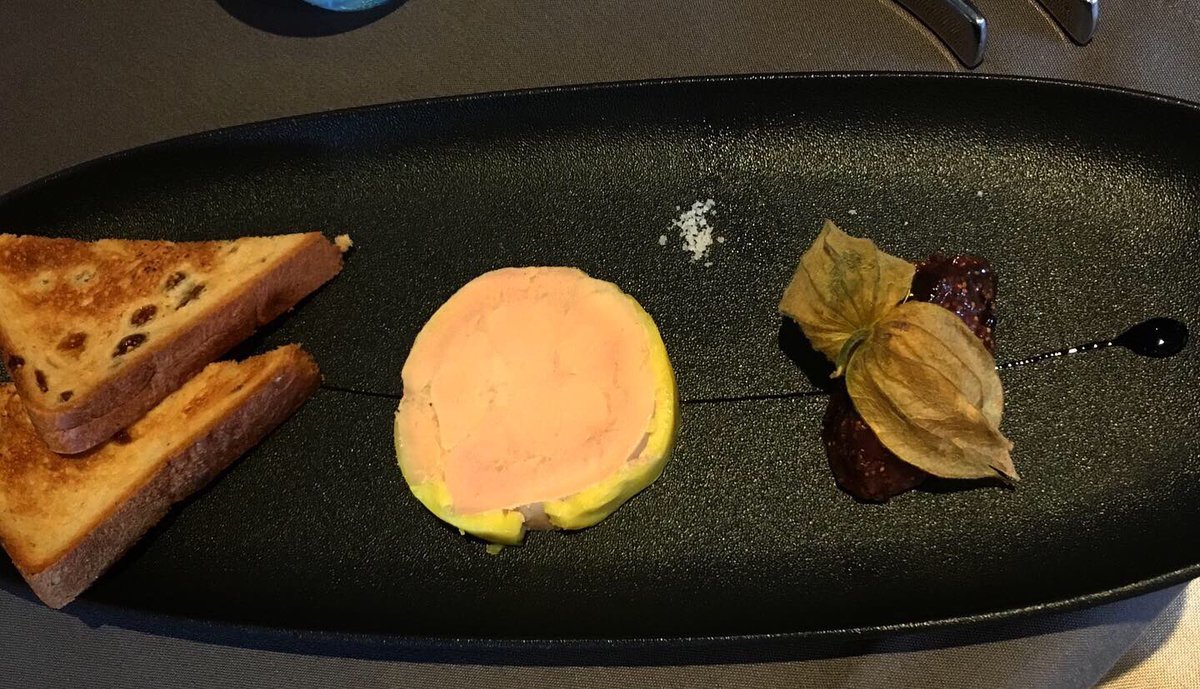 AstridBaudRoche's tweet photo. Une excellente table #chablais #leman👨🍳Restaurant Tibétan Café à #Neuvecelle 👨🍳 Bel endroit. Belle carte. 👨🍳Belle cuisine. Bel accueil. @SavoieMontBlanc @RDV_Saveurs @RDV_Experience @auvergnerhalpes https://t.co/SeUhjteqwZ