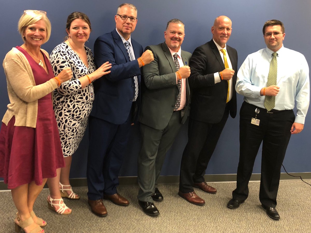 ShanahanMS's tweet photo. Our district leadership team stands tall behind the Chirpas family too! #WeAreOneFamily #TeamChirp #Fight #OLSDpride https://t.co/LtBVWtVjMe
