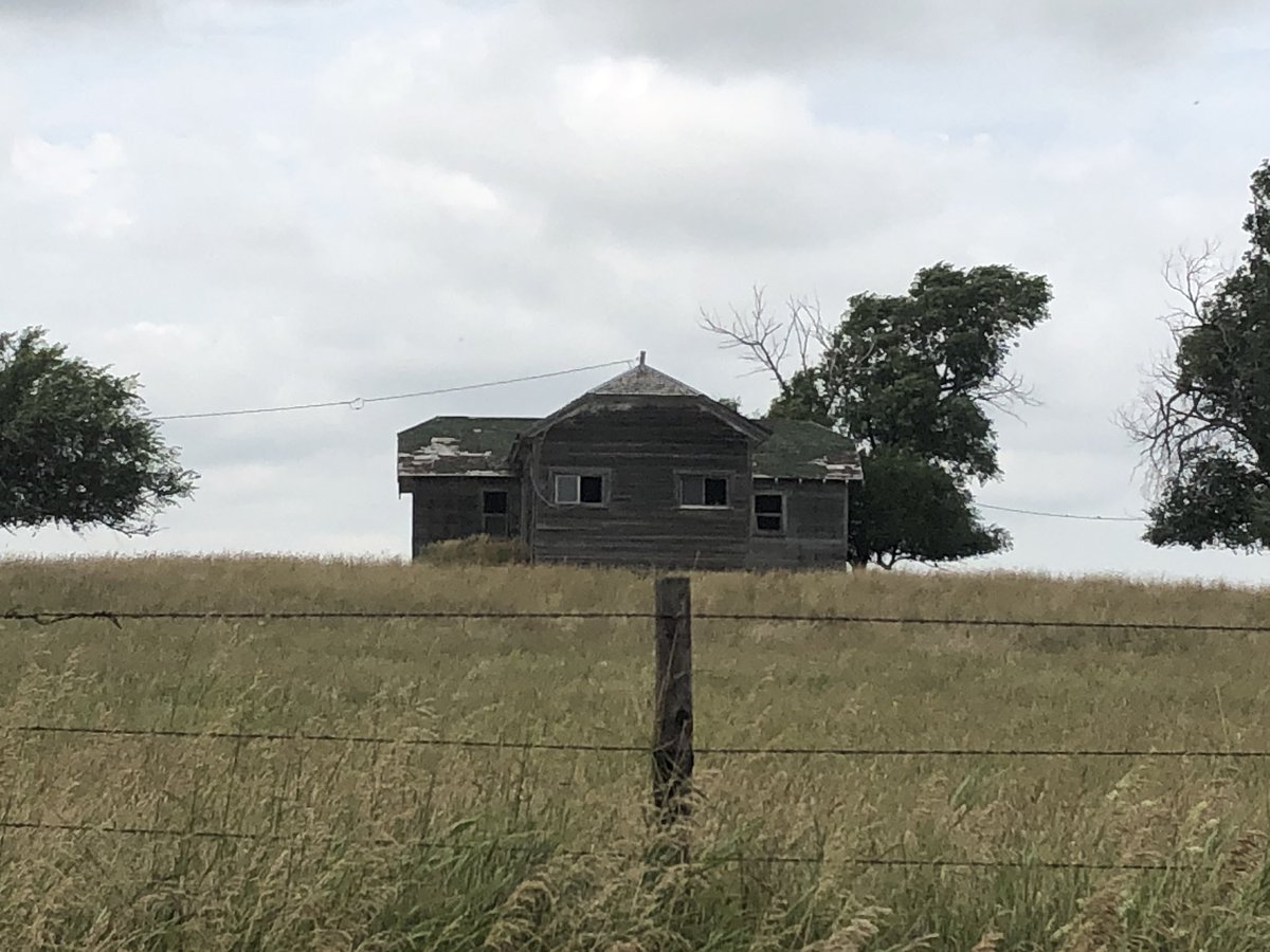 waterlady7836's tweet photo. Traveling back roads today doing inspections!! #SiouxCo #trailroads https://t.co/iTLjRBP8BD
