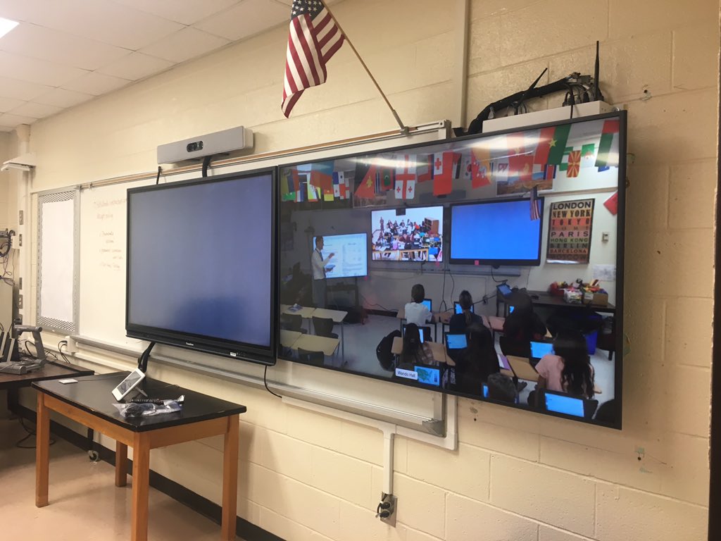 thankfulman117's tweet photo. Baptist Hill’s AP Human Geography with our wonderful instructor, Dr. Jason Brisini from Wando!   Thank you for all you do! @BaptistHillMHS @wandohigh @CCSDConnects https://t.co/TcBfX59MsV