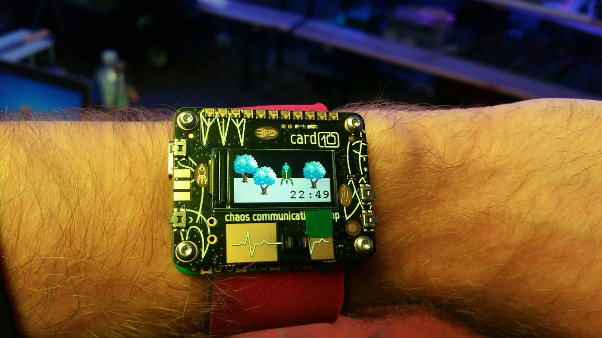 My Badge from #CCCamp19 can now show me the current time :D