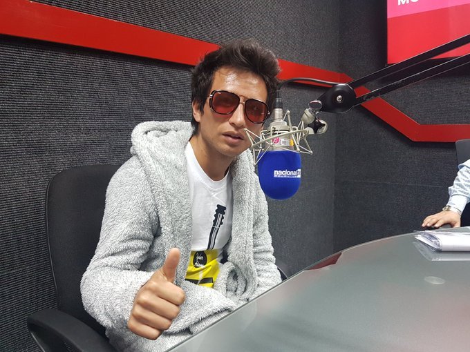 RadioNacionalFM's tweet photo. #TakiDatos| El joven cantautor #YuberAdams presentó en EXCLUSIVA su último éxito 'Amor infiel' en #TQC 😉🎶👏
#TierraQueCanta en #Nacional 103.9 FM 📻 https://t.co/IRAfUR9y0S