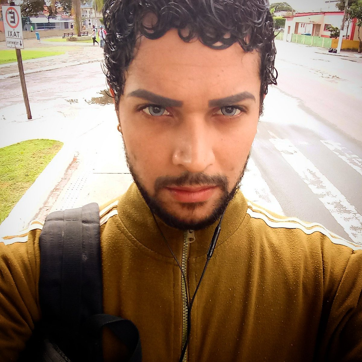 027nandaferrari's tweet photo. Muito prazer,
Eu sou o oitavo pecado capital!
_____ 👑👹💃🔥🔱 #Diaba | @uriassnake ®
·
·
·
·
·
✖ MNA | #Murilex Ⓜ ·° 🎼🎵🎶
·
... #Frases #Versos #Estrofe #Refrão #Música #Melodia #Sentimento #Reflexão #Momento #Palavra #Alma #Coração #Mente #Corpo #Dança https://t.co/BvQaPBEkrt