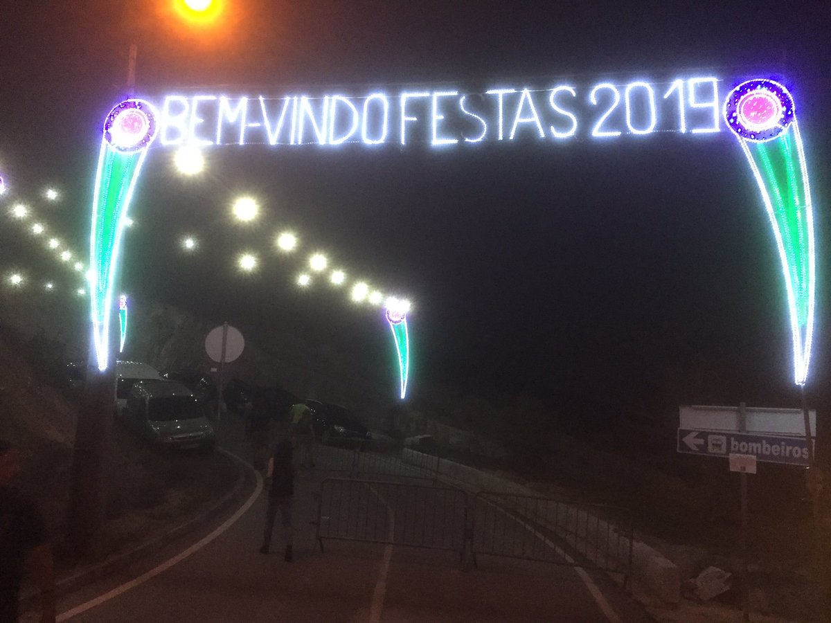 atascadosilva's tweet photo. Let the games begin! 🤘#aculpaedocavani #pindelo #milagremetaleiro19 https://t.co/clFNyysc9u