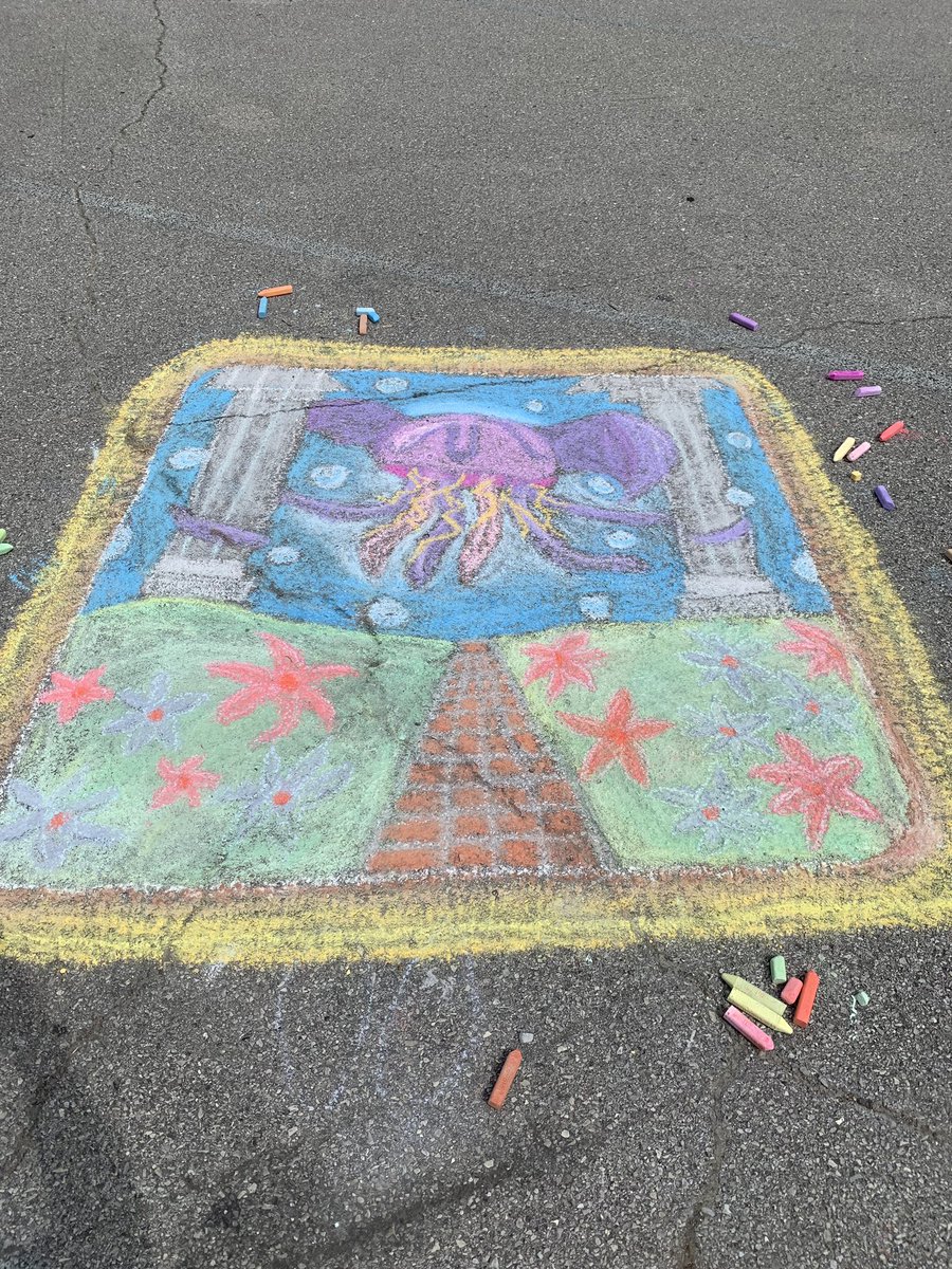 ShannonSeigle's tweet photo. Chalk art creations by @STEMcha students for the 1st House competition of the school year. Building community and culture through the tenets of collaboration, innovation, and critical thinking. #impact https://t.co/vIGARDHJI8