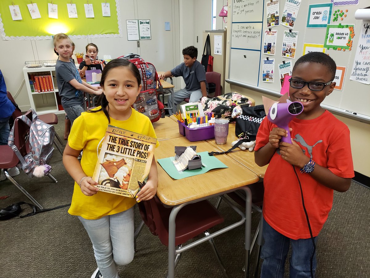 Students being innovators by working collaboratively together to build a house that can withstand the Big Bad Wolf AKA a hairdryer. <a href="/HumbleISD_OE/">Oaks Elementary</a> #everychildeveryday