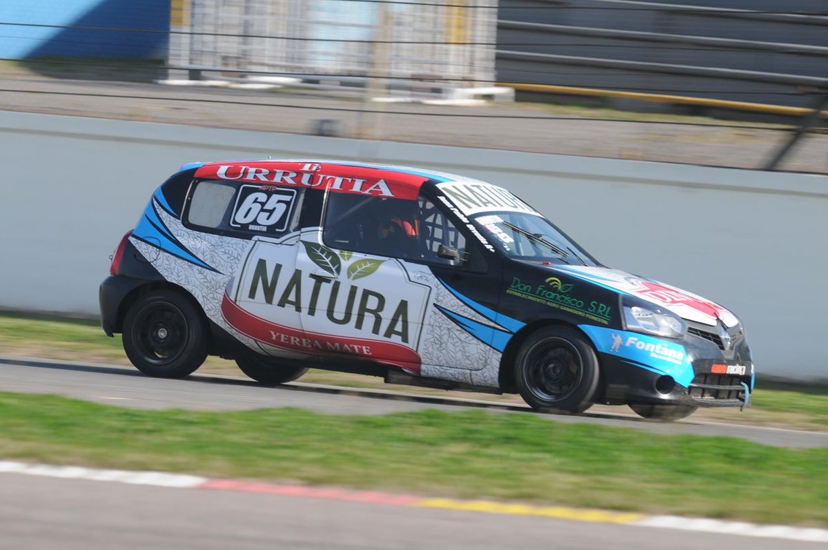 #TPenBsAs Clasificación I C3:
.
👉 J. Benedetti P3 - 1m30s605.
.
👉 M. Badaracco P18 - 1m31s513.
.
👉 M. Fierros P31 - 1m32s609.
.
👉 J P. Urrutia P33 - 1m33s340.
.
.
📸 Prensa <a href="/TurismoPista/">Turismo Pista</a>
