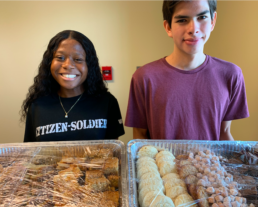 JFowlerLNHS's tweet photo. The ProStart students made a variety of sweet treats to show thanks to the construction crew working so hard on our new commercial kitchen and high school addition! It was very much appreciated! #lpsleads #ProStart #GKCRA #LNEagleNews #Mo_ProStart https://t.co/ISjnbv91rD