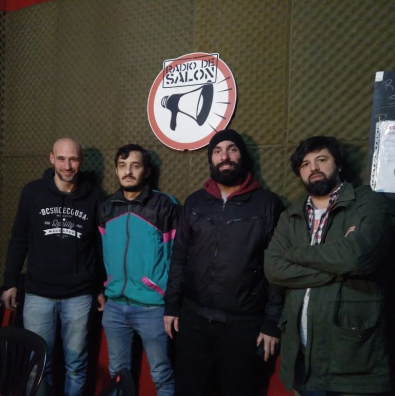 ✨Ayer estuvimos en el programa Baldosas Flojas de <a href="/radiodesalon/">Radio De Salon</a> charlando sobre nuestro EP debut y un montón de cosas más de la banda. Gracias al equipo por el convite 🔥