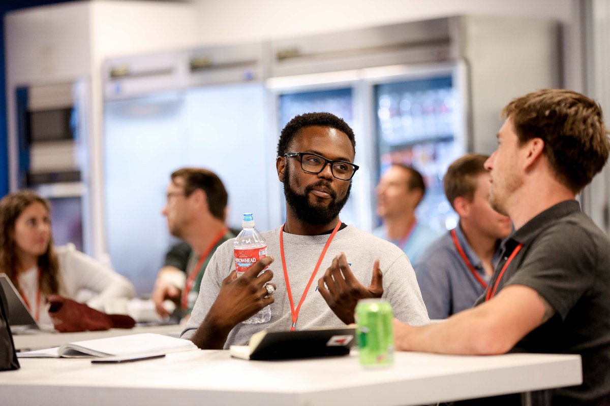LifeatMX's tweet photo. Patriot Boot Camp participants practicing their elevator pitches: "4 ingredients &amp; 30 seconds" is all you've got! #PBCUTAH #hostedbymx @patriotbootcamp @USAA #military #Veterans #Entrepreneurs https://t.co/toG3wTcl0h