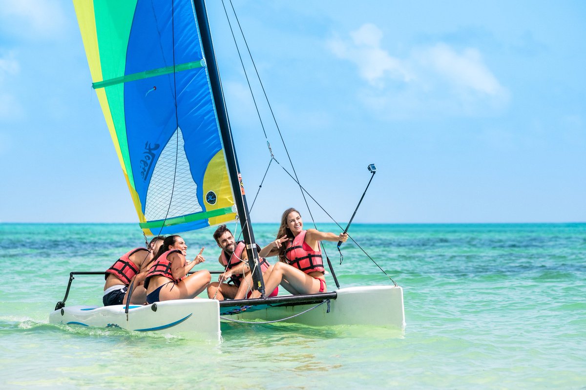 Feel the adrenaline and experience real fun in our beaches.
👉brclo.com/2ClaExL
 
#BarceloMoments #BarceloBavaroGrandResort #DominicanRepublic