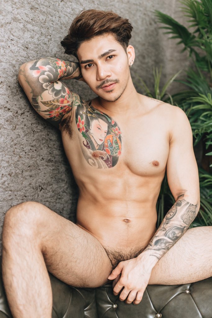 fetish_magazine's tweet photo. ร่วมกันสนับสนุนของจริง ไม่นำไปปล่อยขายหรือปล่อยให้ดูฟรีกันนะคะ หนังสือเรามีต้นทุน ค่าจ้าง ค่าตัว อย่าทำร้ายเราเลยค่ะ จิ้มลิ้งค์ 👉 https://t.co/GxMo5ynzz2 https://t.co/hh9E7VZAZj