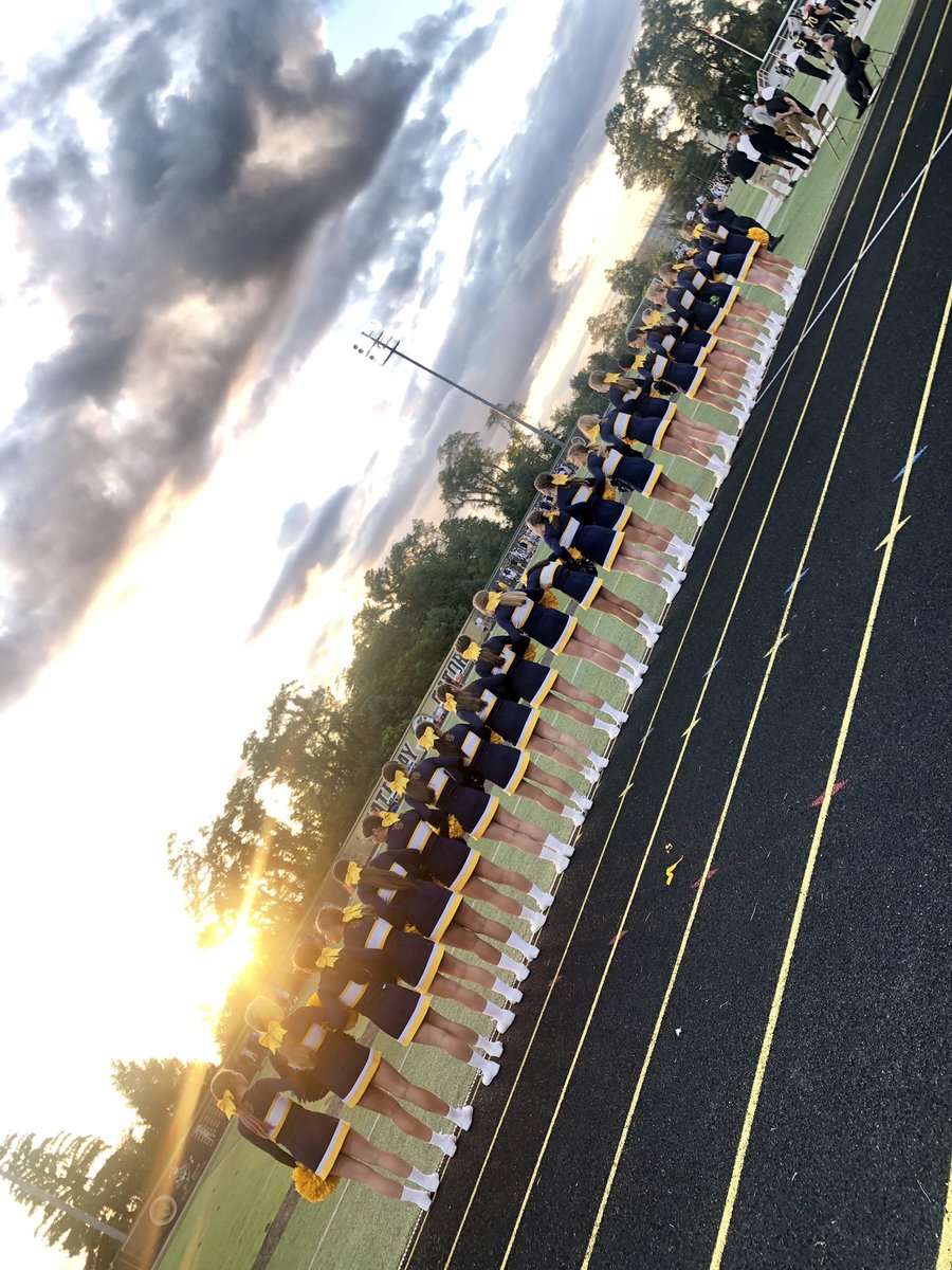 MTLCheerleading's tweet photo. Win or lose, we are ALWAYS #leboproud https://t.co/L0RRA1m7E6