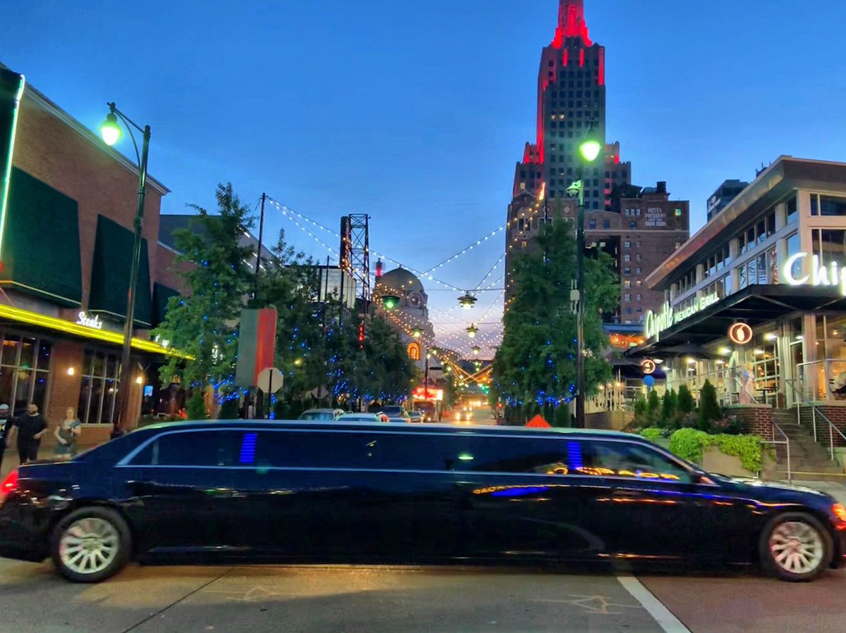 KCPLDistrict's tweet photo. It’s a mood😎🤷♂️ #kcpldistrict https://t.co/0qlE66kIPk