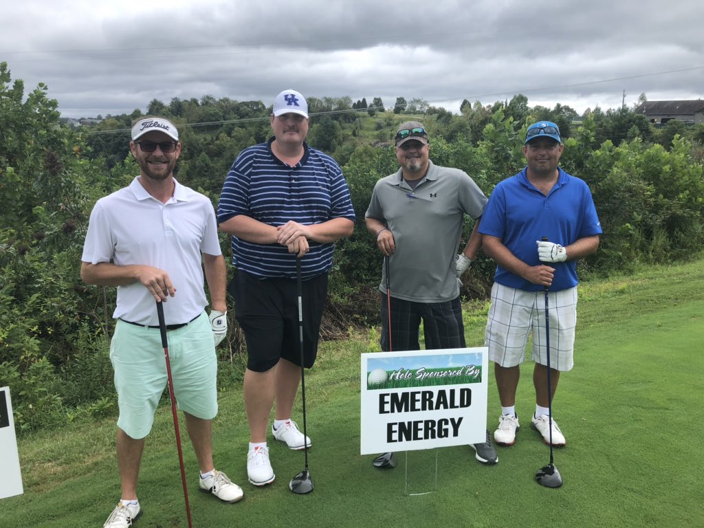 EmeraldEnergyKY's tweet photo. Wonderful day at @StoneCrestG, in our hometown of Prestonsburg KY,  sponsoring and participating in the EKY Section of @SPEtweets golf scramble.  All for a great cause - raising money for student scholarships for oil and gas sector families. #oilandgas #energy https://t.co/h1OunMybaN