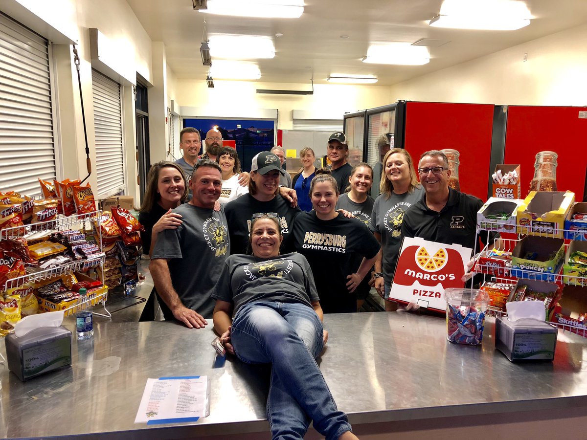 PerrysburgAthl1's tweet photo. Shout out to PHS Gymnastics volunteers for all your help with concessions during tonight’s football scrimmage 👏🏻 thank U!!! https://t.co/0jOP5f5IYP