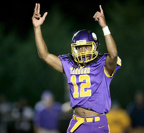 ACampbell_RMT's tweet photo. The Telegram's 2019 Prep Football gallery is now online and starts with photos from Thursday's matchup of @RMHSGryphonsFB at @TarboroFootball. Check it out and come back weekly. https://t.co/rbk3m6NVa0 https://t.co/56r6QQwWSt