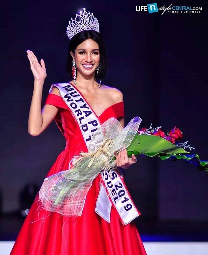UdeZaccount's tweet photo. Congratulations April May Short for being crowned as the first Mutya ng Pilipinas - World Top Model.
Short will represent the Philippines in Monaco this December.
#UZWidcats
#MutyaNgPilipinas2019 #WorldTopModel https://t.co/kV6mIFpkaY