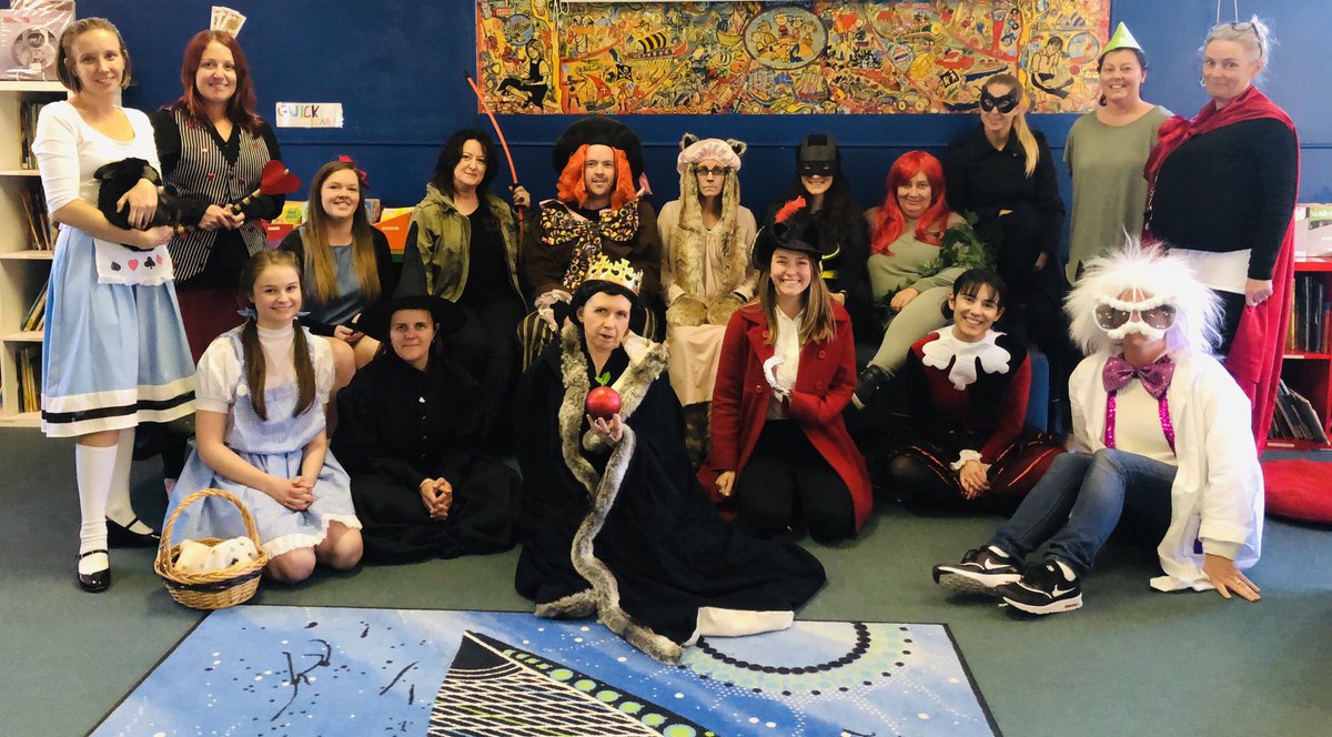 SusieHamers's tweet photo. Thanks to my wonderful colleagues @MountOusley for joining in on Book Week 2019 with me. What a great team! #readingismysecretpower #heroesandvillains https://t.co/SG9ly8GXLX