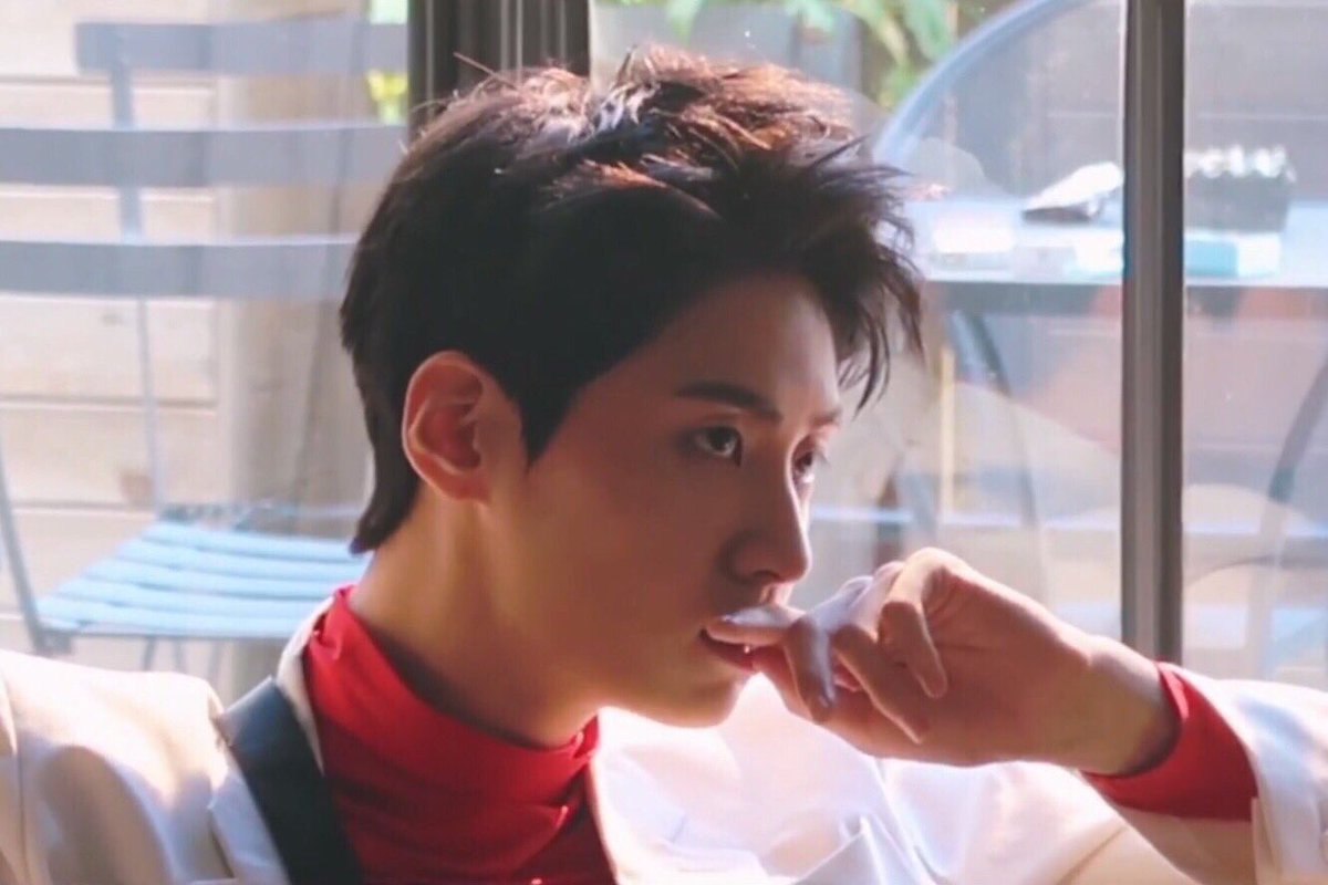 neverminddd_dd's tweet photo. ใครไหวไปก่อนเลย ดิชั้นไม่ไหว หล่อไปแล้ว อิเห้ๆๆๆๆๆๆๆๆ #LeeJinHyuk https://t.co/nAvKUpinxk