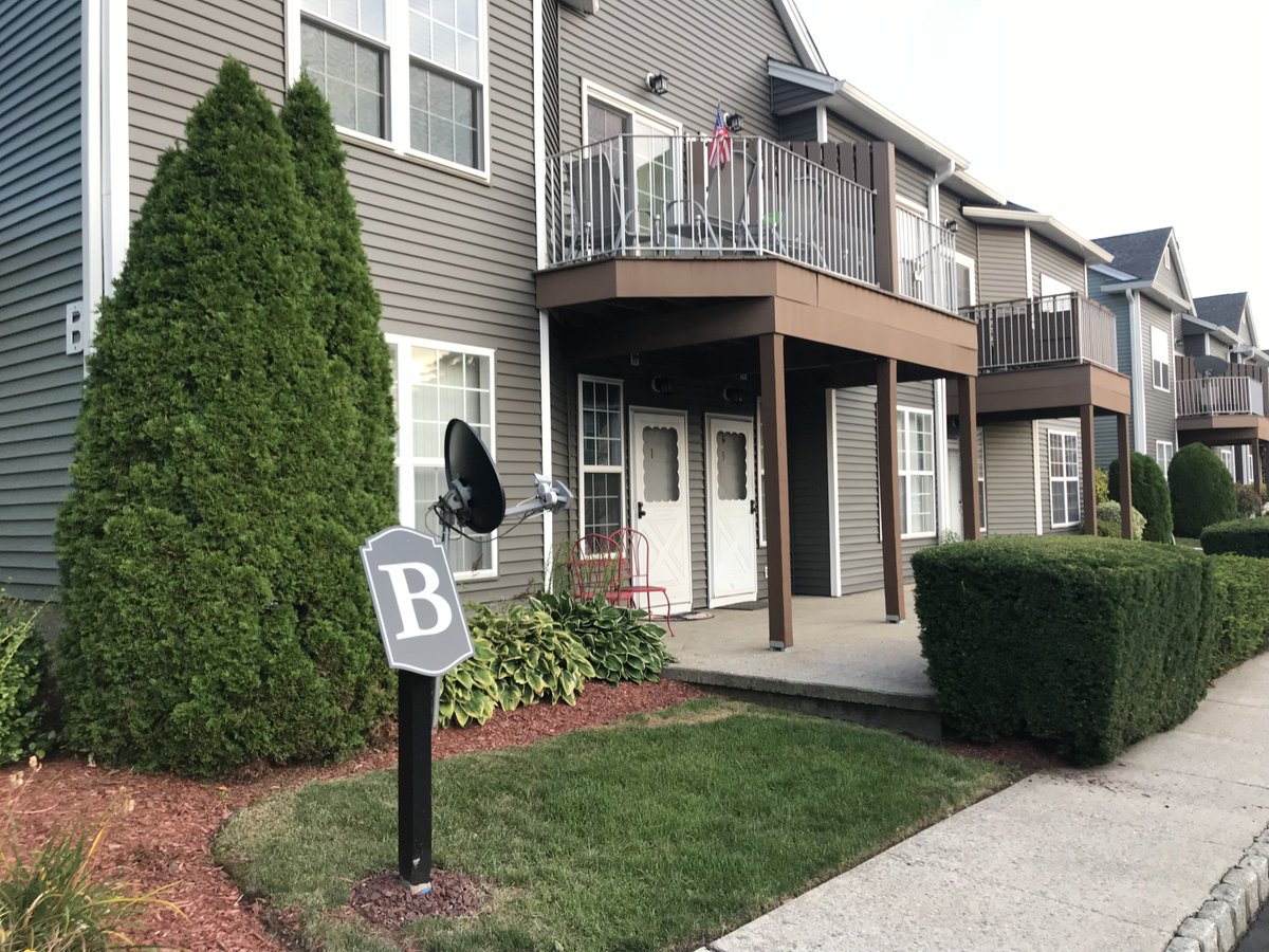 CocciaRealty's tweet photo. New Listing Alert!

20 S Midland Ave, Unit B4, Kearny, NJ
Townhouse listed for $275,000
Listing By Gina Rehbein, 201.245.3959 

For more details: https://t.co/SNMSXn5Cdc
#CocciaRealty #RealEstate #NJ #Keary #Townhosue #NewListing #ForSale https://t.co/J0hYZw6e2F