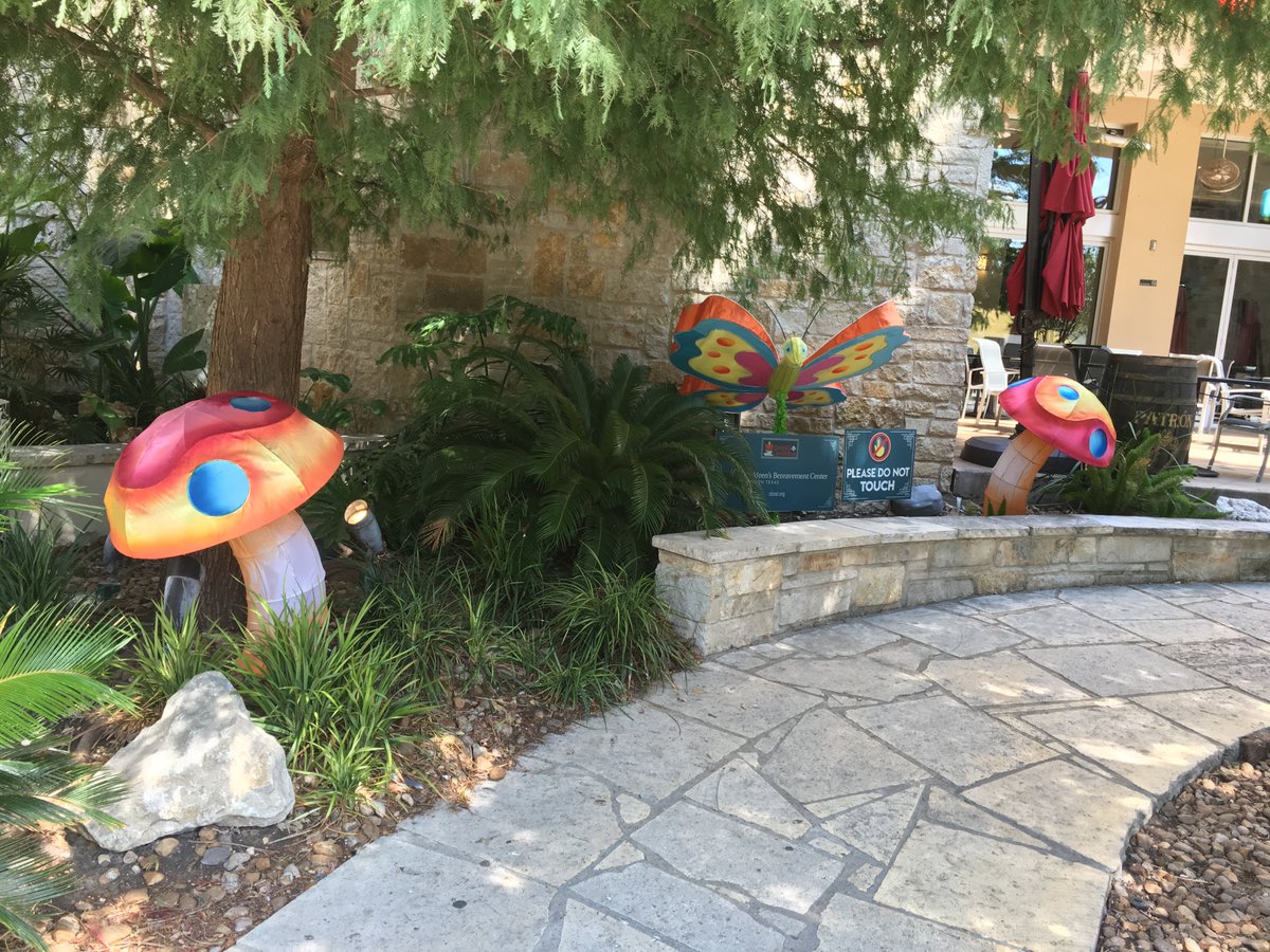 theSARiverWalk's tweet photo. Check-out the illuminated art pieces on display this weekend on the #SAriverwalk. Thanks to @SanJapan @SeaWorldTexas and #CBCST for sponsoring the displays for Wishing Lanterns on Saturday, August 24. https://t.co/gSLYNWTQU7 https://t.co/MQ5Uu6KIX7