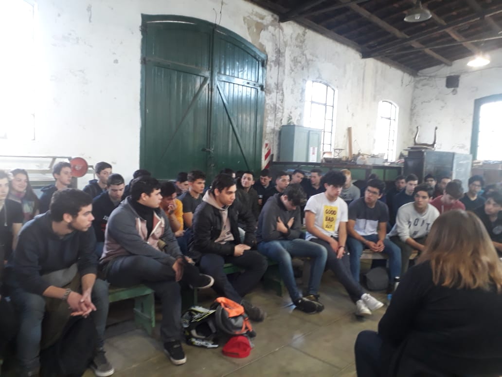 BragadoJefatura's tweet photo. ABC Alumnos se llevó a cabo en el día de ayer en la EET N°1. Se destaca la buena participación e interés de los estudiantes por expresar su deseo de superarse día a día... Felicitaciones!!! https://t.co/33P3TM91ze