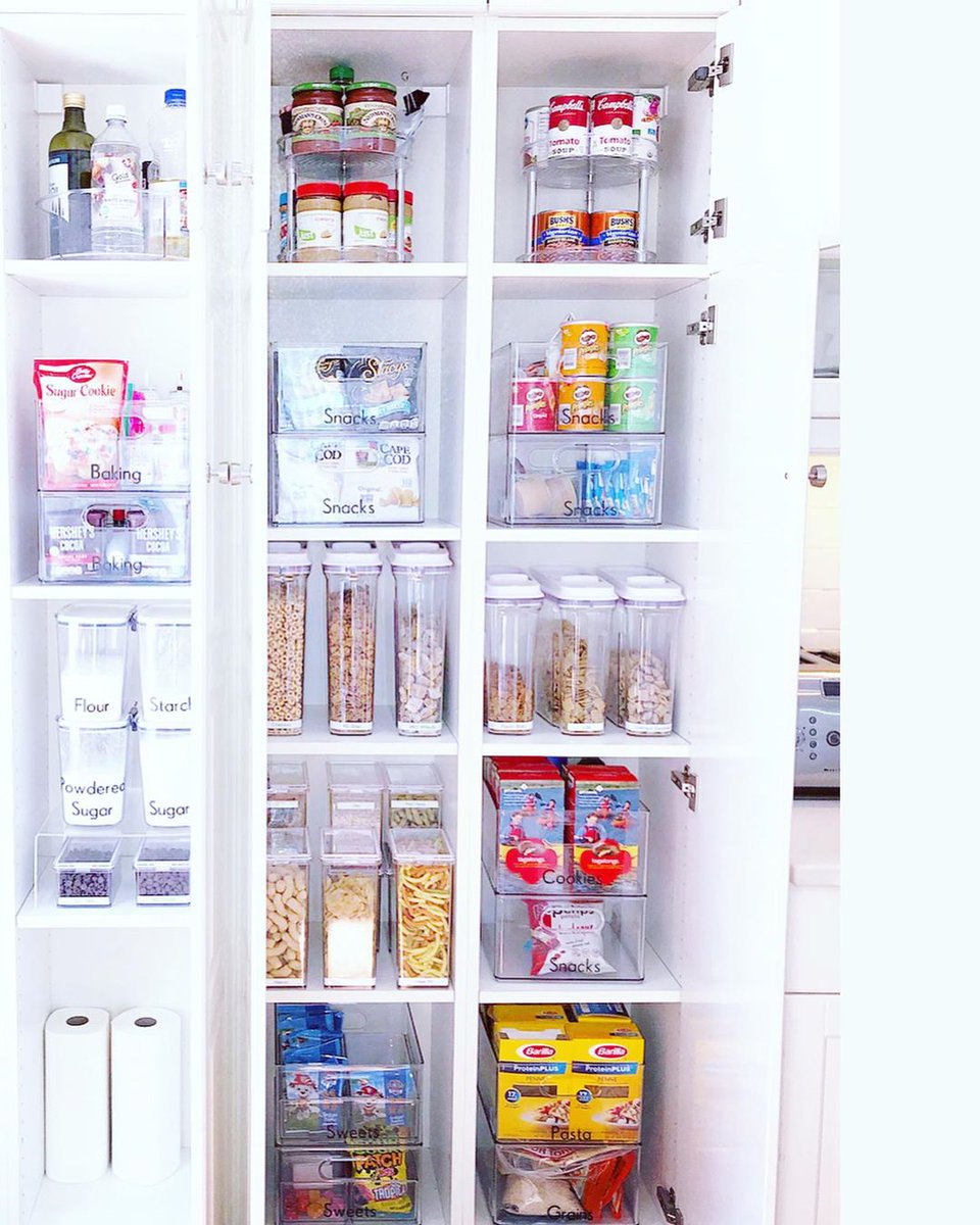iDLiveSimply's tweet photo. Pantries come in all shapes and sizes. β¨ @spifforganizing did an amazing job of maximizing all the vertical space in this narrow pantry!β£
β£
π·: @spifforganizing
#iDesign #MyiDesign #iDLiveSimply #livesimply #organizing #pantrygoals #custompantry #foodstorage #kitchengoals https://t.co/4AjV2Lug15