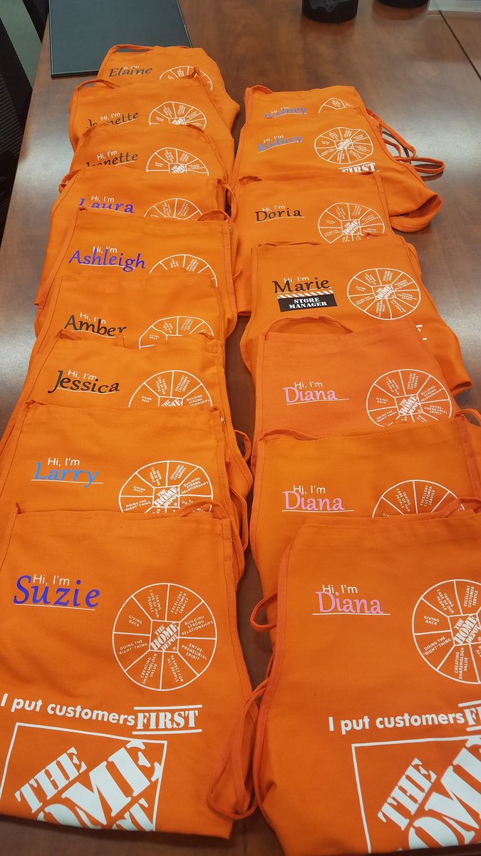 DoriaTHD0139's tweet photo. My first official batch of aprons completed to raise money for a Homer Fund @altamarie1316 https://t.co/EpOL5LcwEi
