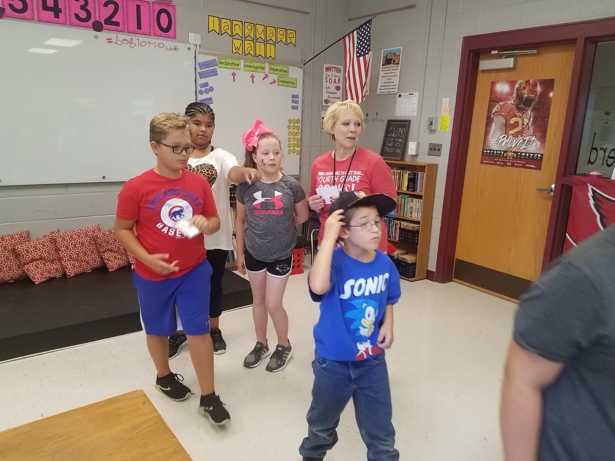 Whit244's tweet photo. Wow! Best first day ever! We were so busy rockin it, we forgot to take very many pictures! #4thgraderocks https://t.co/rYMujDwzZW