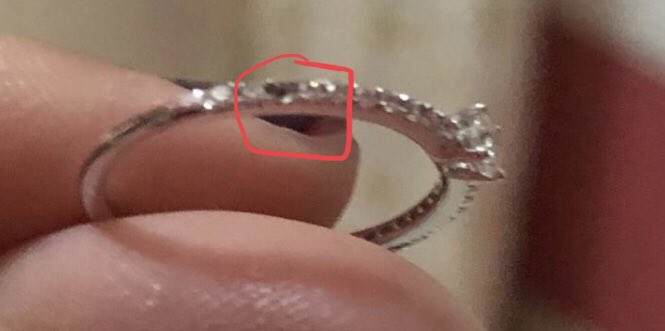LuisGilTon's tweet photo. @JoyeriaSuarez mucho que desear la calidad de vuestros productos, una pena... y el servicio de atención al cliente muy mejorable!! https://t.co/6zAsDV4g5t