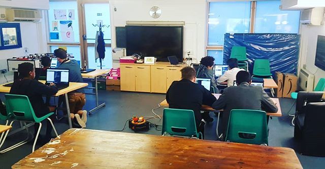 chrslaurent's tweet image. Amazing #coding session with young kids on #html &amp;amp; #css from the charity skyway #codingbootcamp bit.ly/2NoyBbv