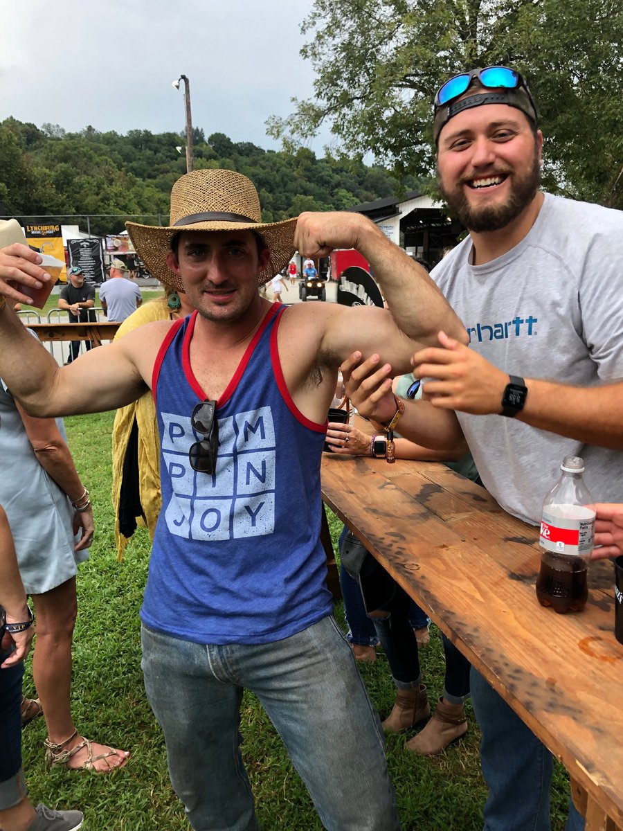 Callme_Coolhand's tweet photo. ⁦@bobbybonesshow⁩ pimpin joy is here but you aren’t ⁦#lynchburgmusicfestival https://t.co/mXAhXQYxMf