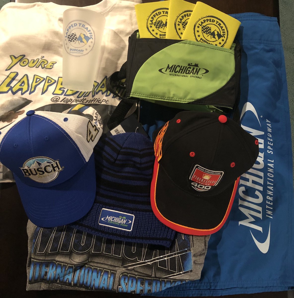 lappedtrafficpc's tweet photo. 🚨#Giveaway🚨less than 160 to go! Giving this prizepack away at 4000 followers so close! ##NASCAR #retweet &amp; #follow #LappedTraffic #LTNation! #Trucks #RoadCourse #Playoffs https://t.co/TbjIeAcMCr