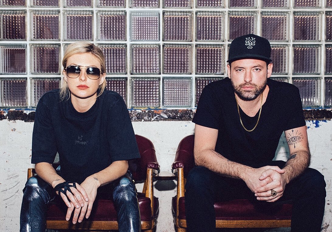 alt965kc's tweet photo. Doors are open for tonightโs Coors Light #blockpartykc featuring @Phantogram and @Bobmosesmusic!
Tickets are still available at @KCLiveBlockโs ticket window next to County Road Ice House. 21+ show. https://t.co/QEG8ATNcWW
