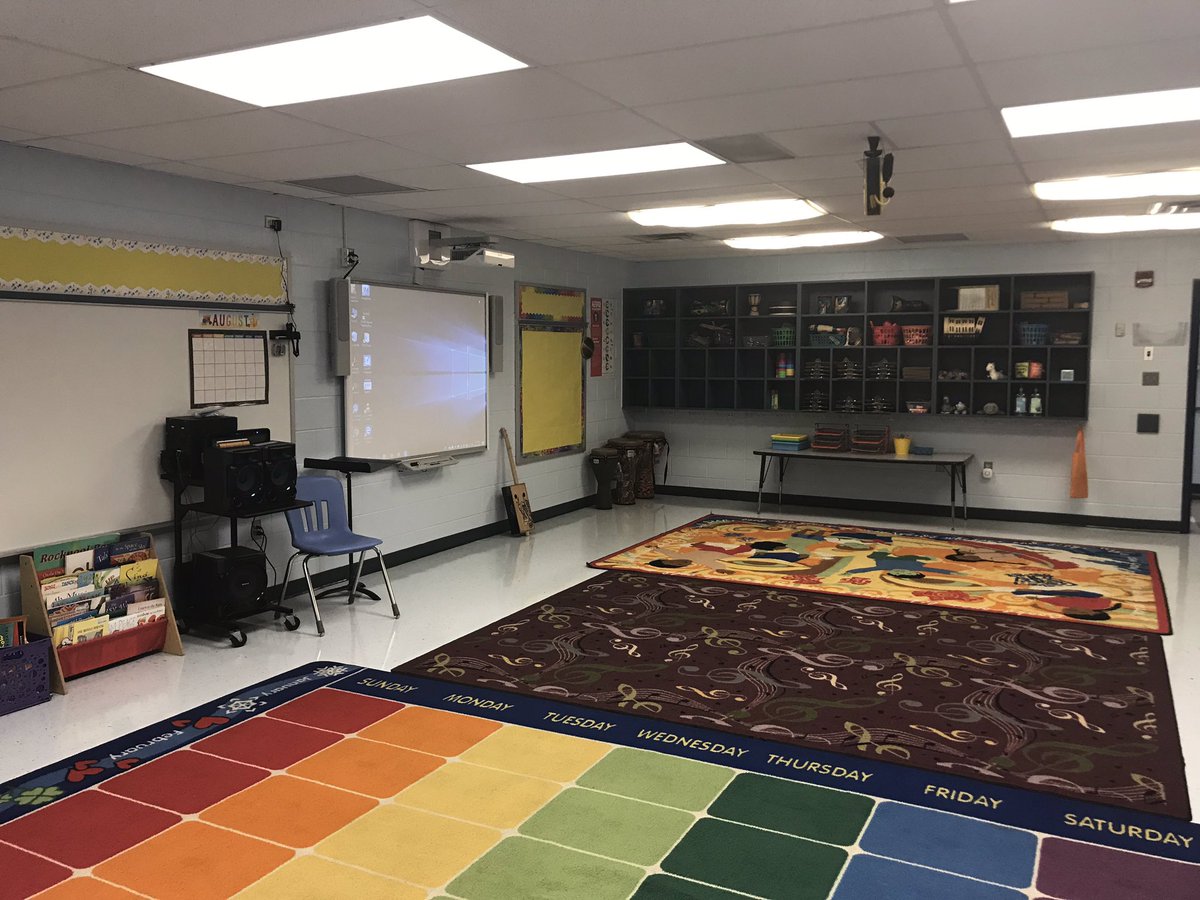 VNESmusic's tweet photo. Before and after pictures of my music classroom!! All that is missing are my Wildcats! I can’t wait for them to fill up this classroom with love, laughter, kindness and beautiful music! See you all on Monday!! #vneslimitless @VNESwildcats https://t.co/pK8p5OuKW1